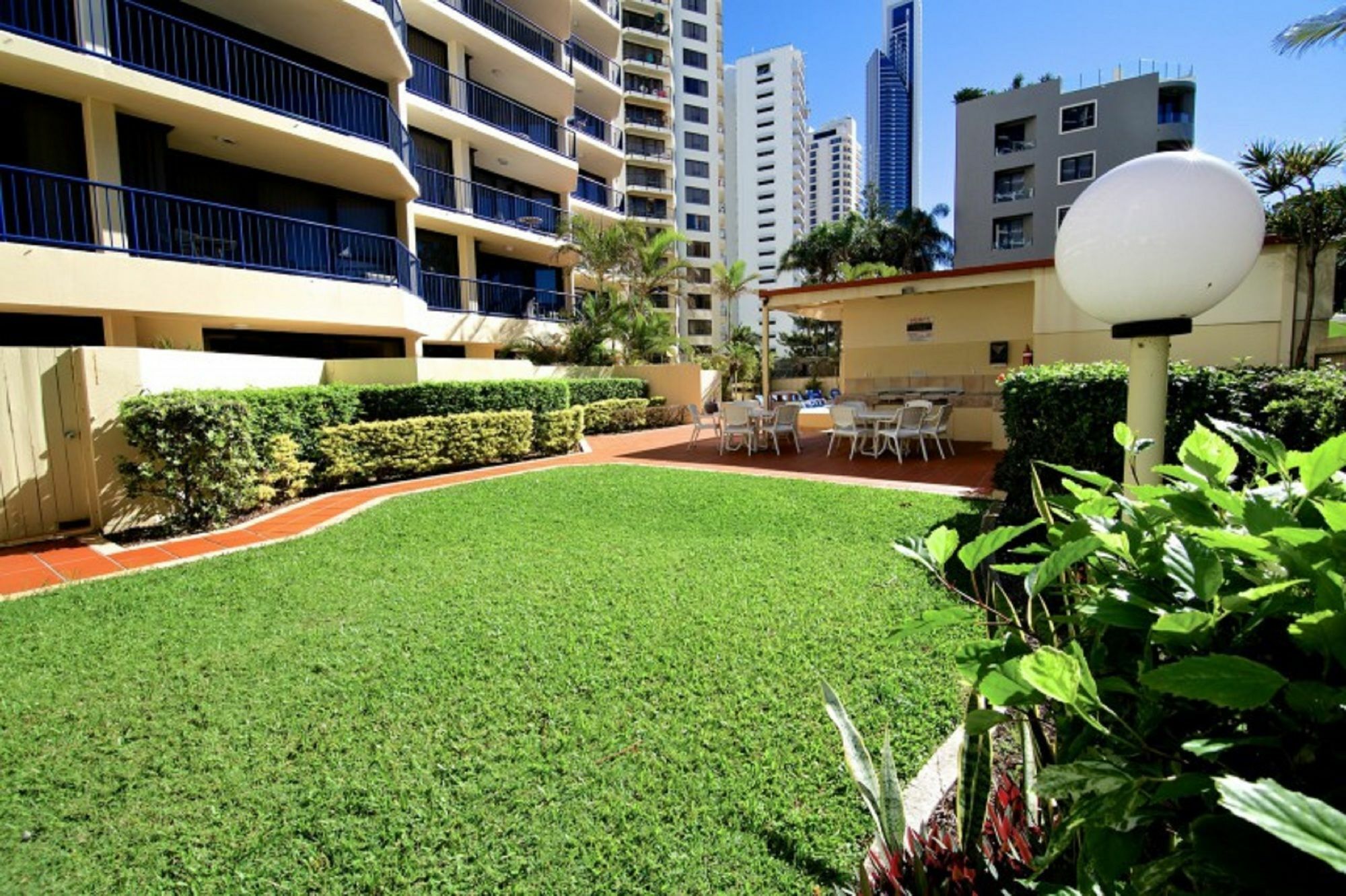 เซิร์ฟรีเจนซี่อพาร์ทเมนท์ส Aparthotel โกลด์โคสต์ ภายนอก รูปภาพ
