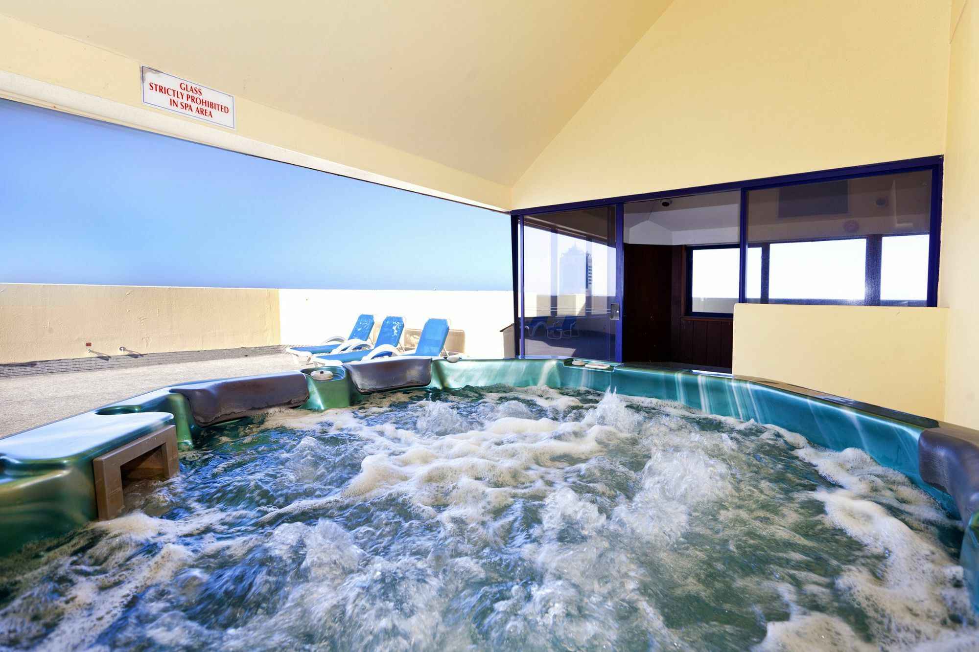 เซิร์ฟรีเจนซี่อพาร์ทเมนท์ส Aparthotel โกลด์โคสต์ ภายนอก รูปภาพ